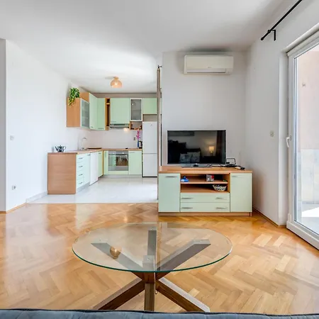 Lo Seaview Haven 아파트