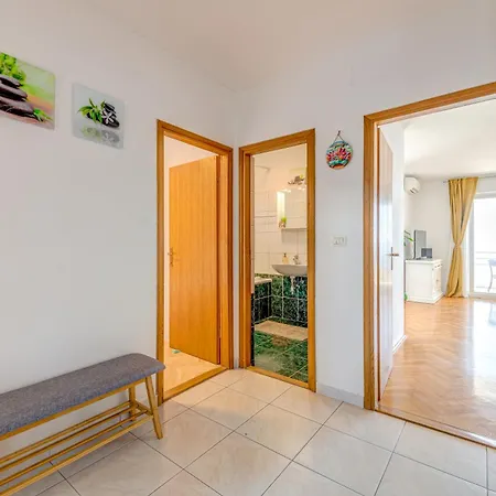 Lo Seaview Haven * Спліт