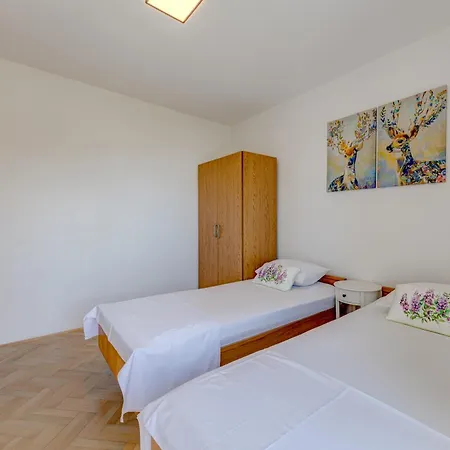 Апартаменты Lo Seaview Haven Сплит