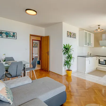 Lo Seaview Haven * Сплит