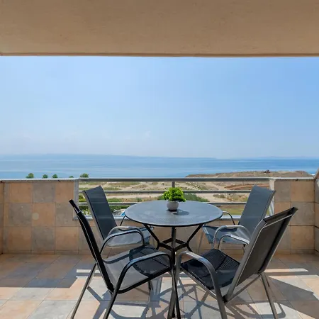 Lo Seaview Haven דירה
